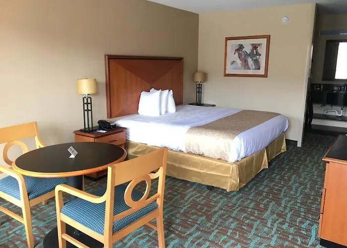 Oyo Hotel Harriman Near I-40