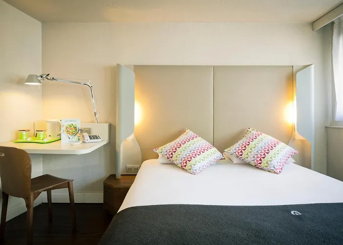Campanile Geneve - Ferney-Voltaire Hotel