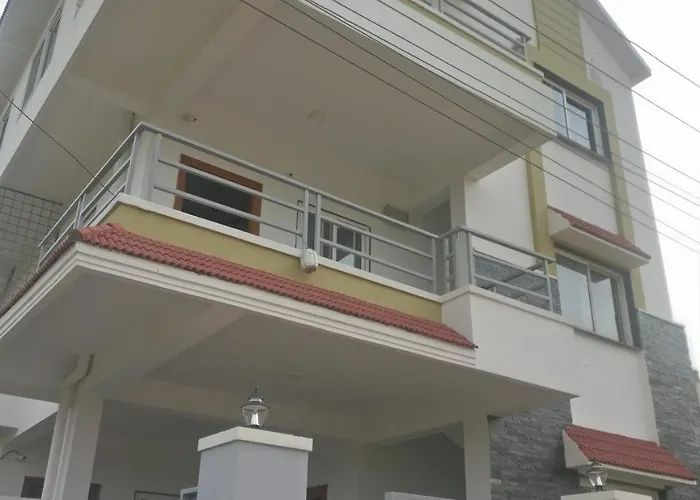 Misty Lake Guest House Hyderabad