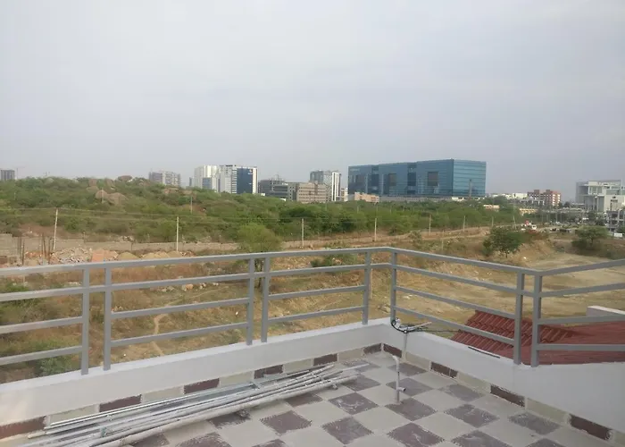 Misty Lake Guest House Hyderabad
