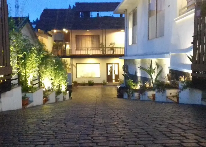 Olives Pleasant Stays Ooty