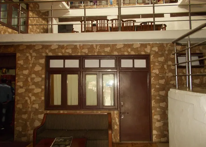 Hotel Mansarovar Palace Mussoorie