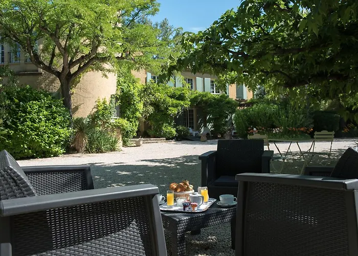 Logis Hotel Castel Mouisson Barbentane