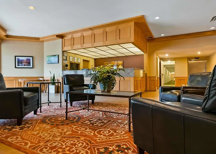 Invermere Inn