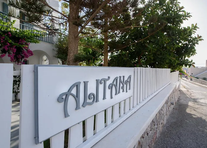 Iris Boutique Hotel Kamári