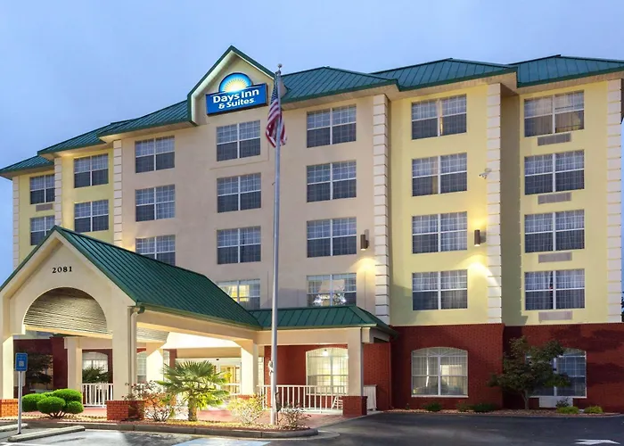 Days Inn & Suites By Wyndham Tucker/Northlake