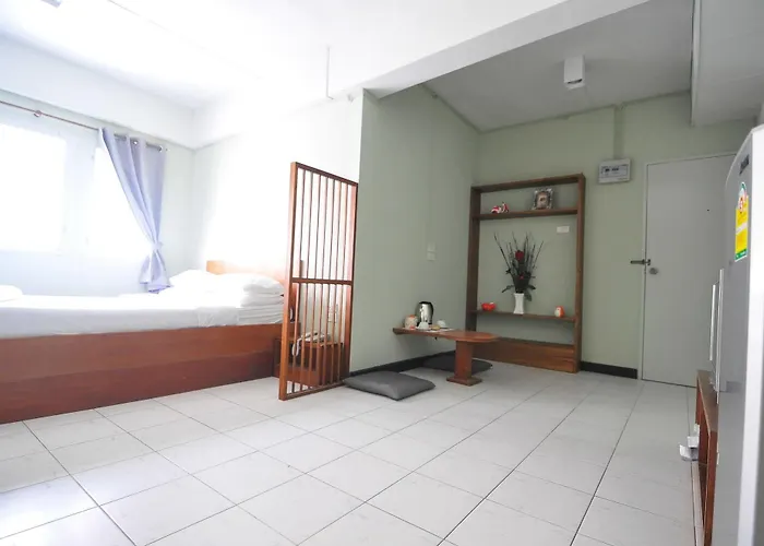 The Living Room Serviced Apartment กรุงเทพมหานคร
