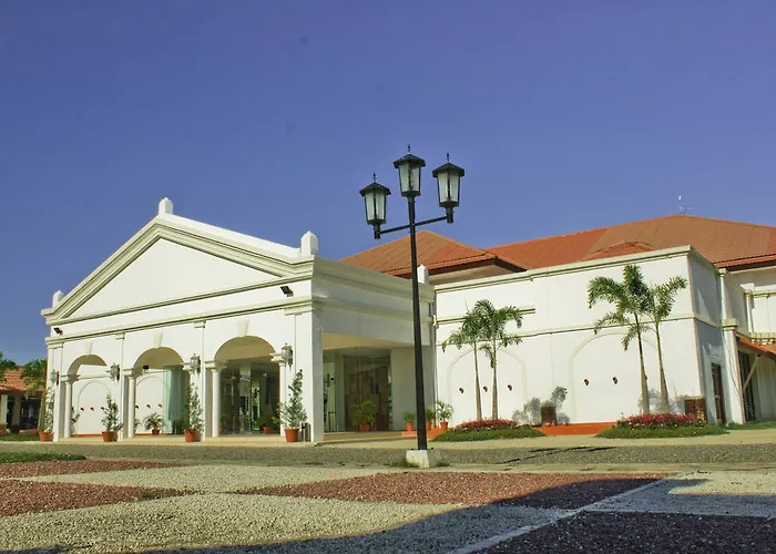Ilocos Norte Hotel & Convention Center Laoag