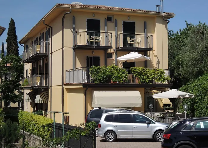 Hotel Al Caval Torri Del Benaco