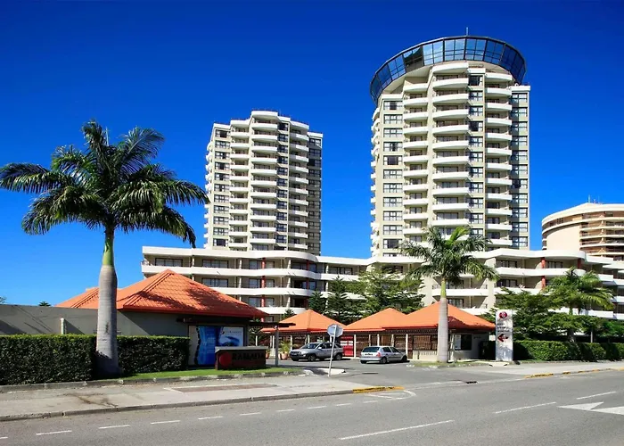 Ramada Hotel & Suites By Wyndham Noumea