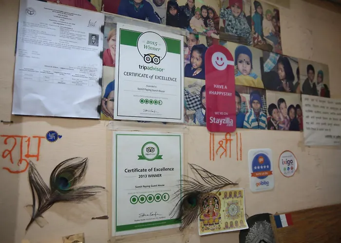 Somit Paying Guest House Varanasi