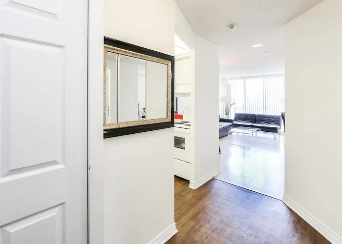 Canada Suites on Bay, established 1998 Toronto