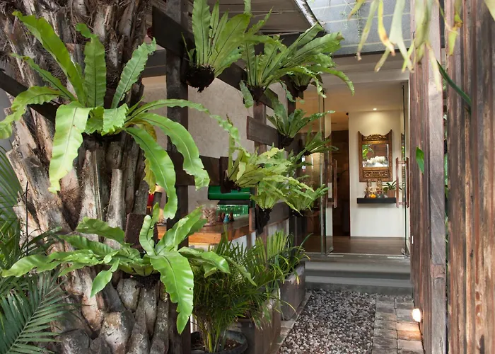 Grandmas Plus Hotel Legian