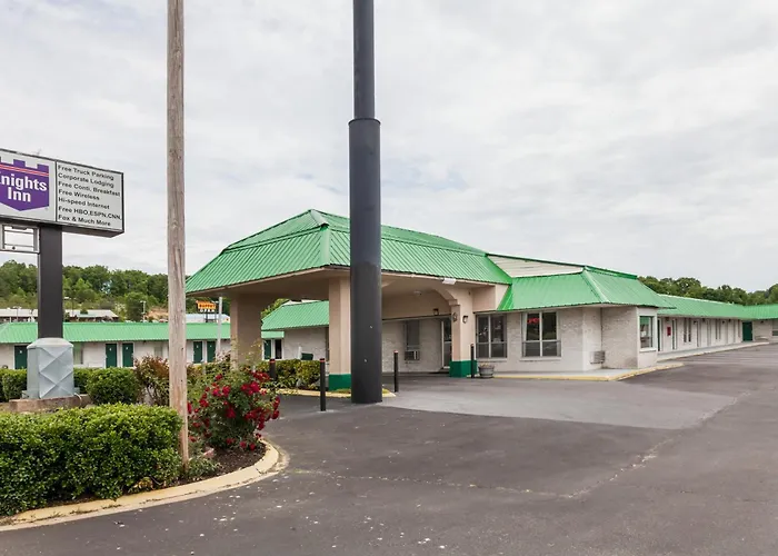 Knights Inn Hurricane Mills