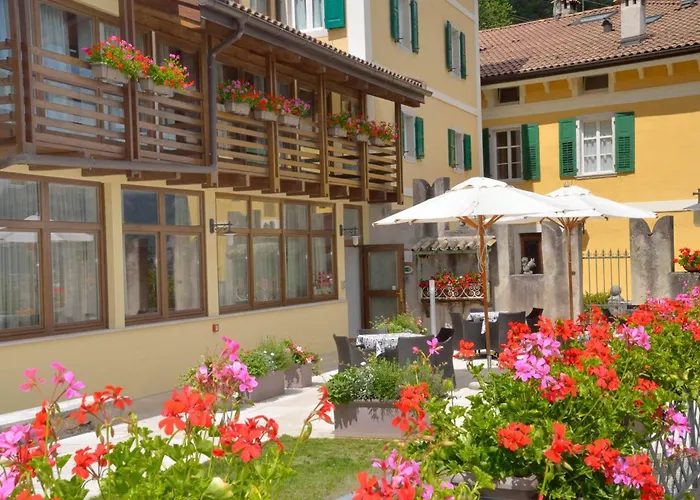 Hotel Al Dos - Breakfast & Private Spa Trient
