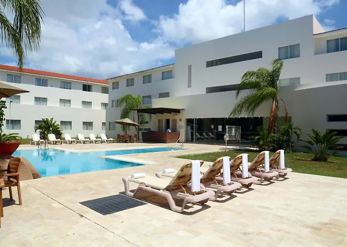 Wyndham Garden Playa Del Carmen Hotel