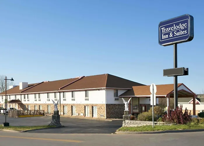 Travelodge Inn & Suites By Wyndham Muscatine