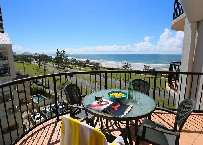 Ocean Boulevard Alexandra Headland