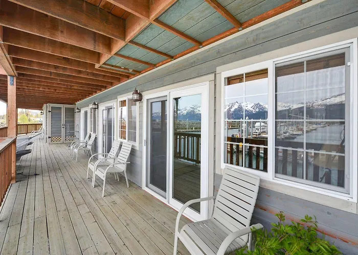 Safari Lodge Seward