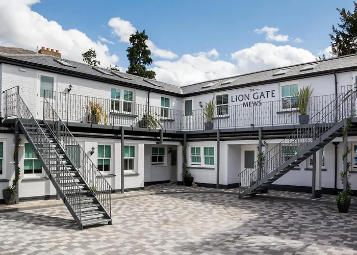 The Lion Gate Mews Hotel Kingston upon Thames 