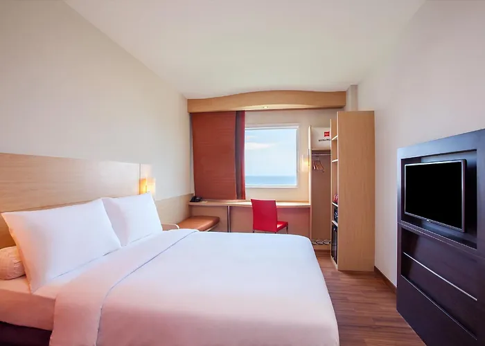 Ibis Manado City Center Boulevard