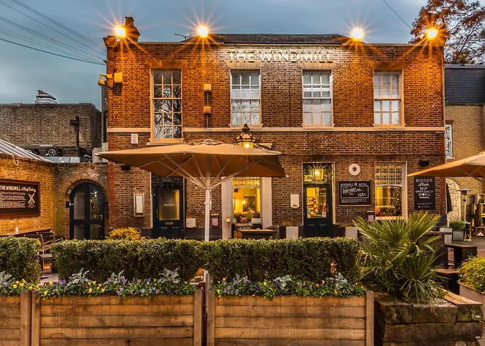 The Windmill On The Common Hotel Londen