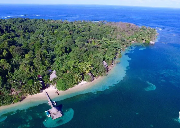 Al Natural Resort Bocas del Toro
