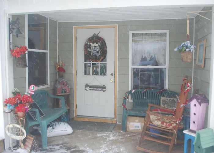 No View Farm Bed & Breakfast Rumford