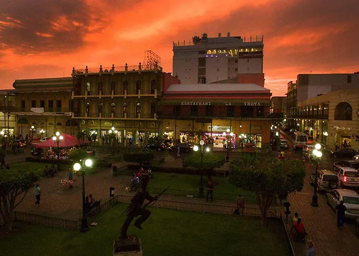 Hotel Ramada By Wyndham Tampico Centro