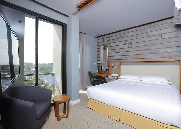The Link Yangon Boutique Hotel