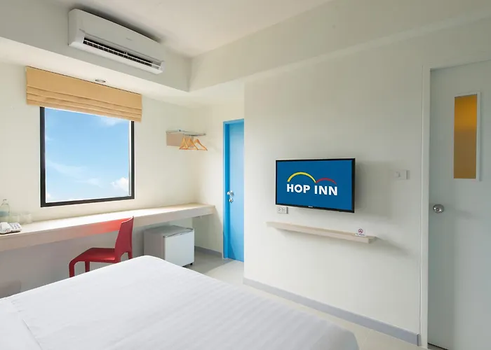 Hop Inn Phuket