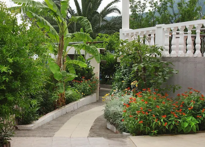 Verano Beach Hotel İçmeler