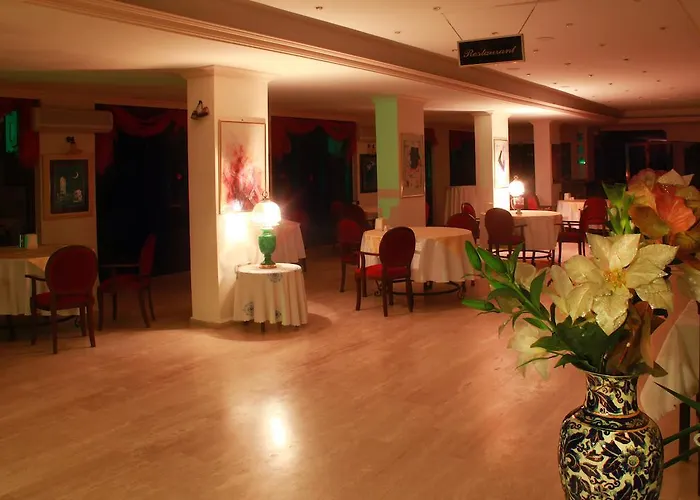Verano Beach Hotel İçmeler