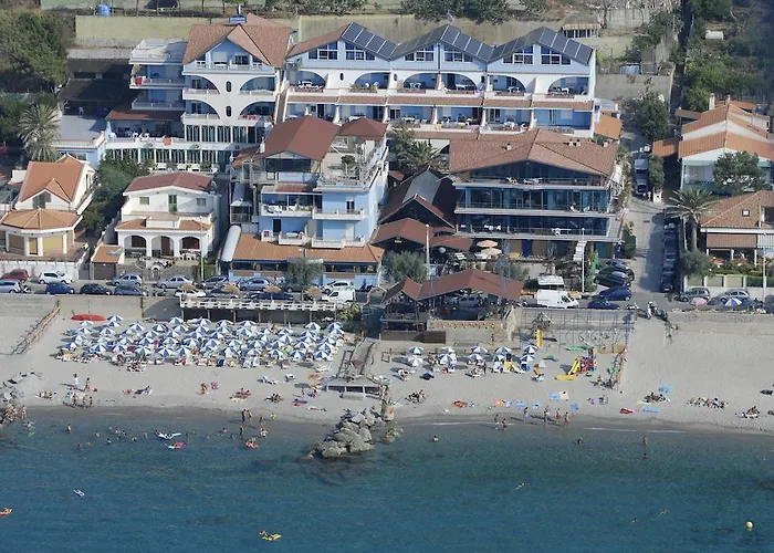 Oasi Azzurra Aparthotel Messina