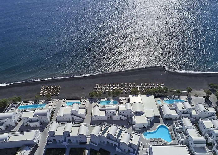 Costa Grand Resort & Spa Kamari 