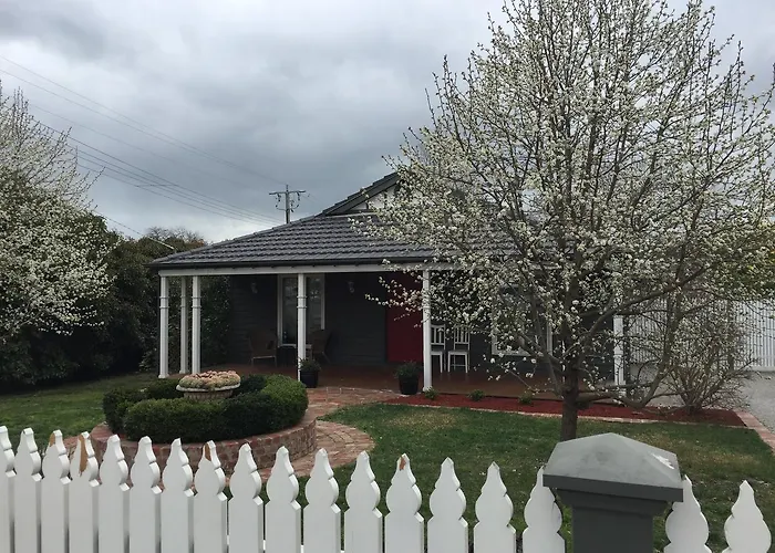 Pomegranate Guest House Healesville