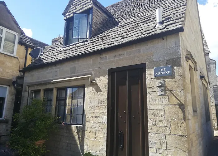 Troy House Bed & Breakfast Painswick