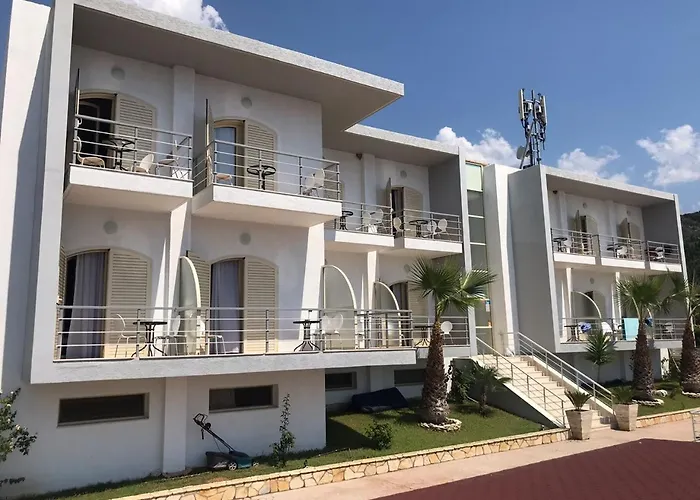 Royal Blue Hotel Dhermi