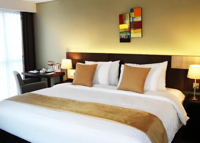 Hotel Gunawangsa Merr Surabaya