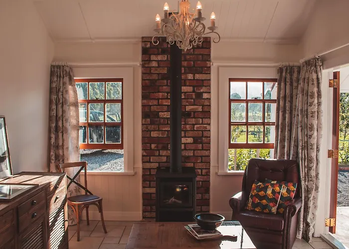 Woodside Orchard Hotel Greytown