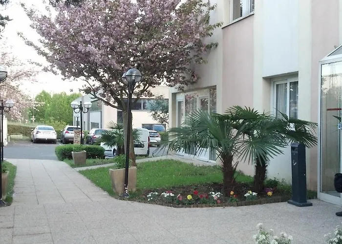 Aparthotel Le Relais De Palaiseau