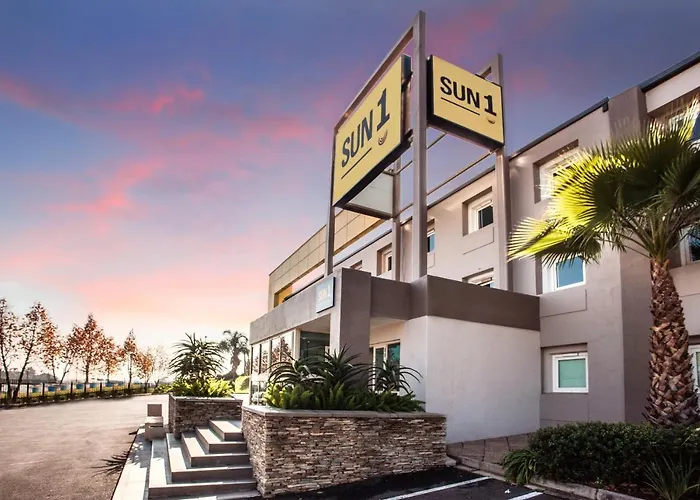 Ecomotel Grayston Previously Known As Sun1 Wynberg Johannesburg