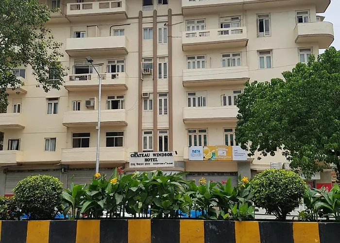 Chateau Windsor Hotel - Marine Drive Mumbai 