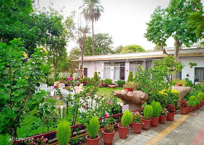 Hotel Toppers Corner Mount Abu