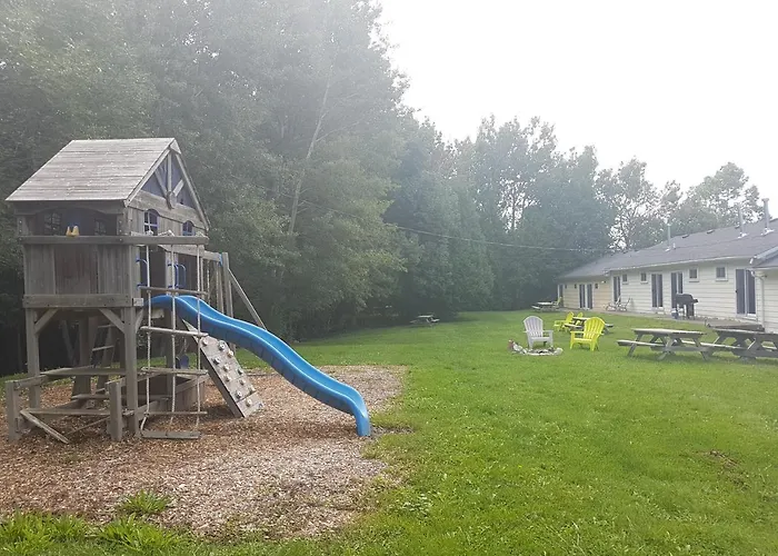 The Spirit Rock Outpost & Lodge Wiarton