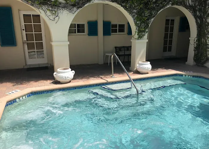 Courtyard Villa Hotel Lauderdale-by-the-Sea