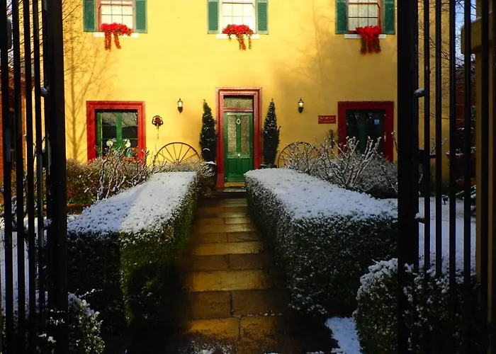 Blakes Manor Self Contained Heritage Accommodation Deloraine