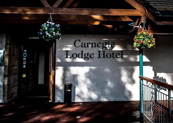 Carnegie Lodge Tain