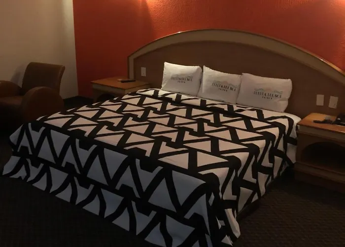 Hotel Puerta del Sol Toluca