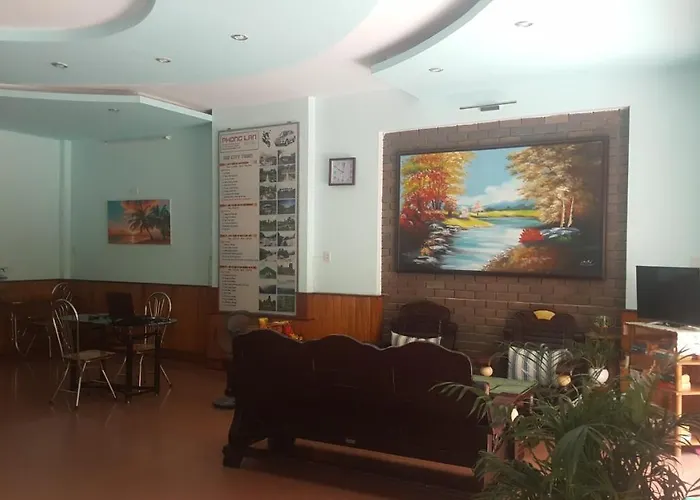Phong Lan Guesthouse Hue